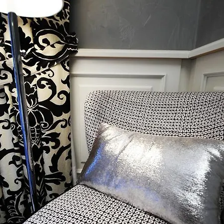 Spagna 29 Pensjonat 4*